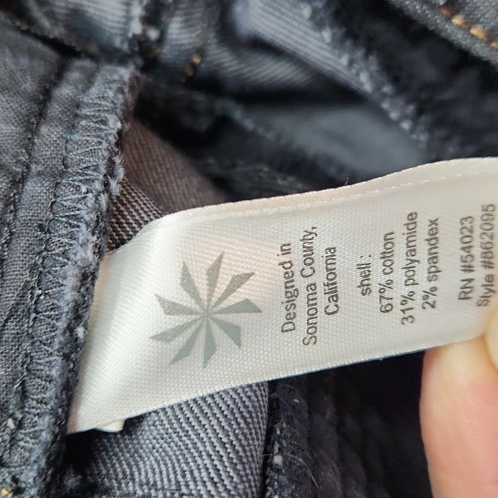 Athleta Schoeller skinny dry dipper gray Jeans. Size 6 - Picture 11 of 11